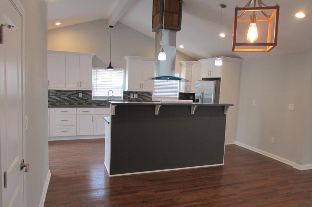 325 Rhinehill Rd, Atlanta GA  30315-7401 exterior