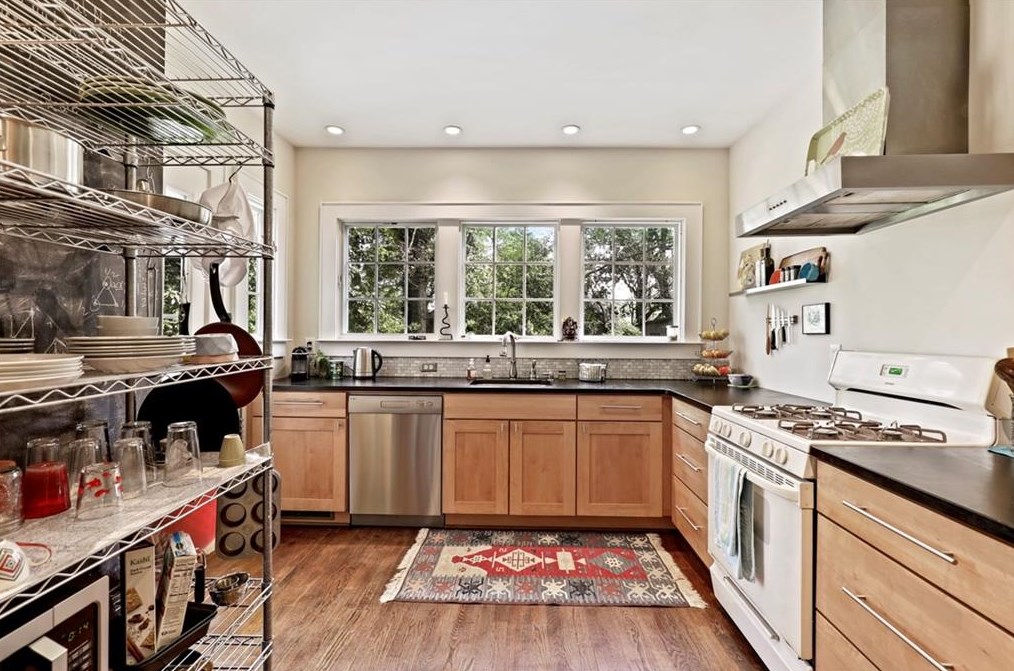 231 Coventry Rd, Decatur GA  30030-2304 exterior