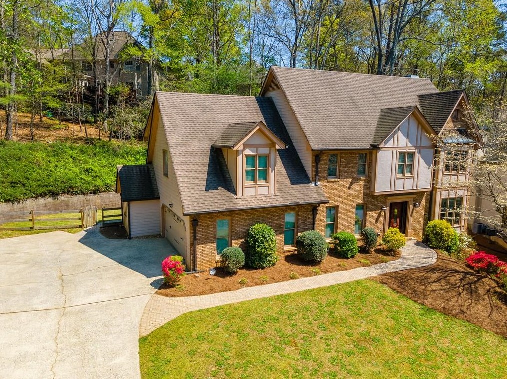8535 Haven Wood Trl, Roswell, GA 30076-3654