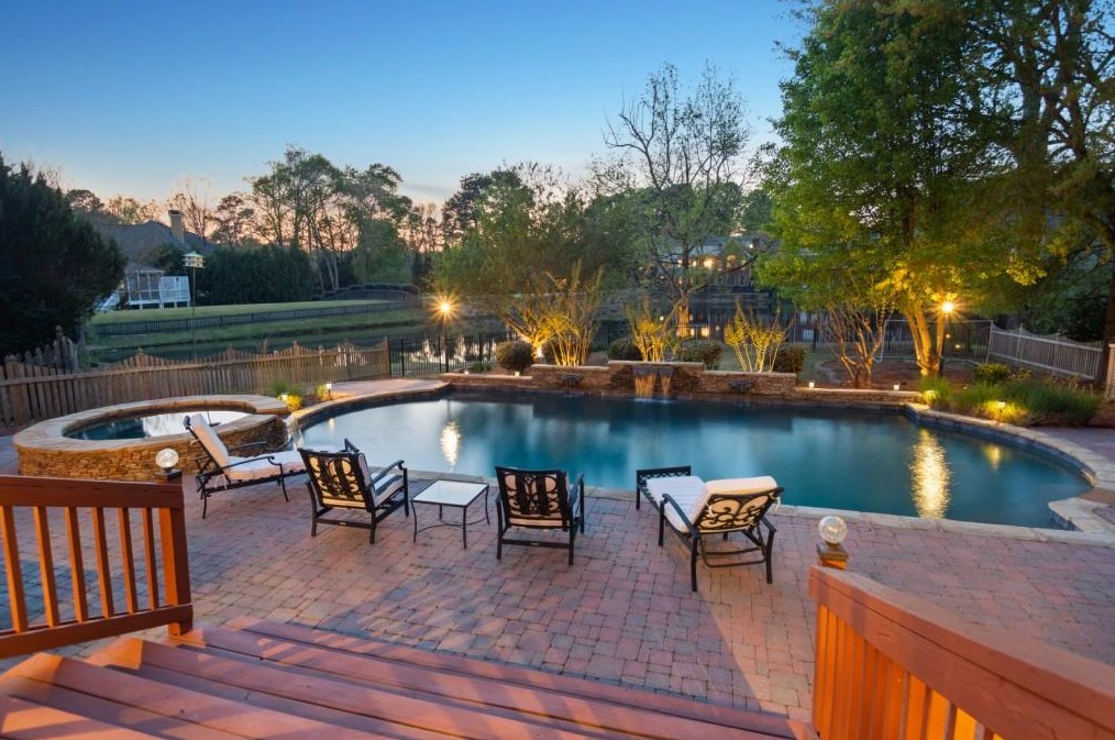 5229 Garnaby Ln, Norcross, GA 30092-2157
