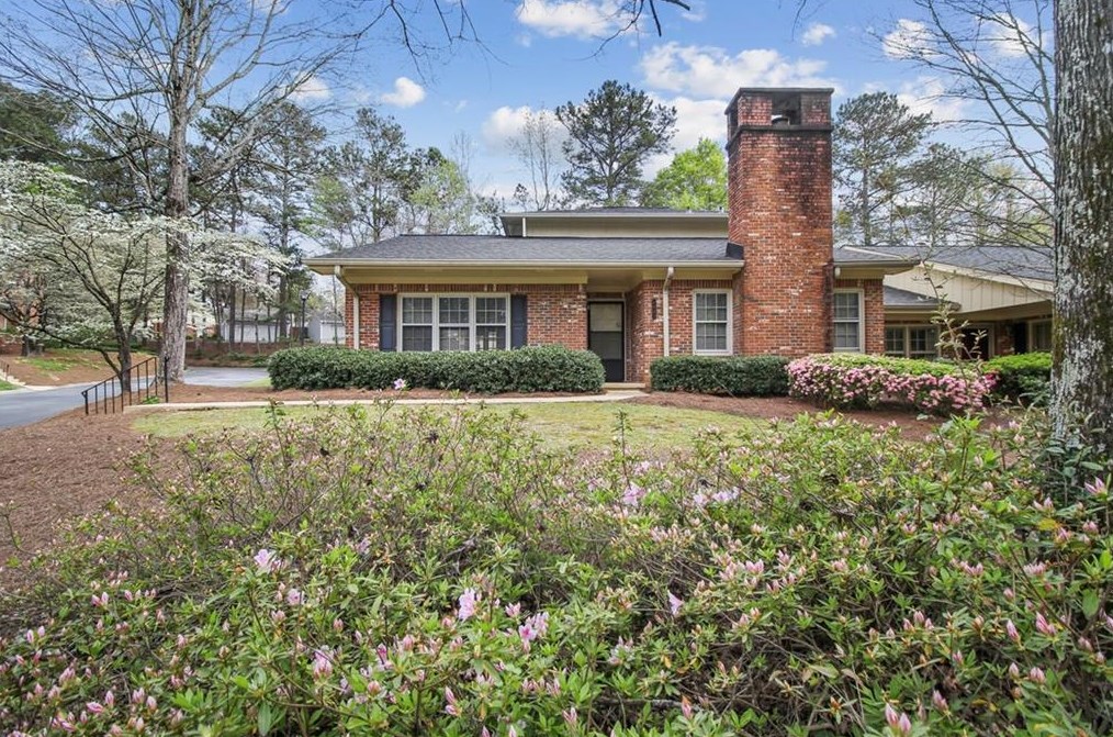 4043 Deerings Dr, Norcross, GA 30092-1819