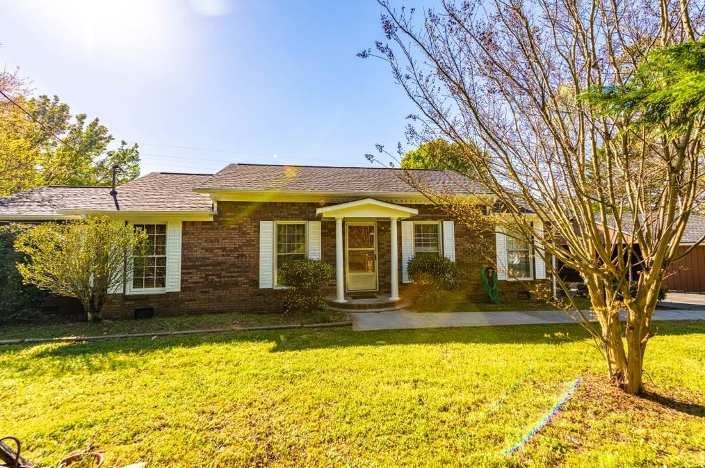 166 Hall Memorial Rd, Calhoun, GA 30701-8351