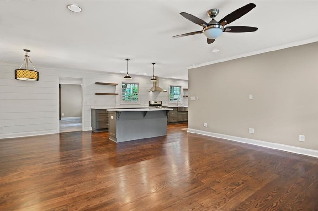 291 Meadow Dr, Alpharetta, GA 30009-4602