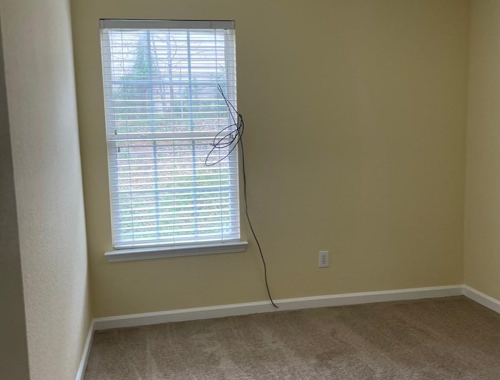 2815 Snapfinger Mnr, Decatur GA 30035-4166 exterior