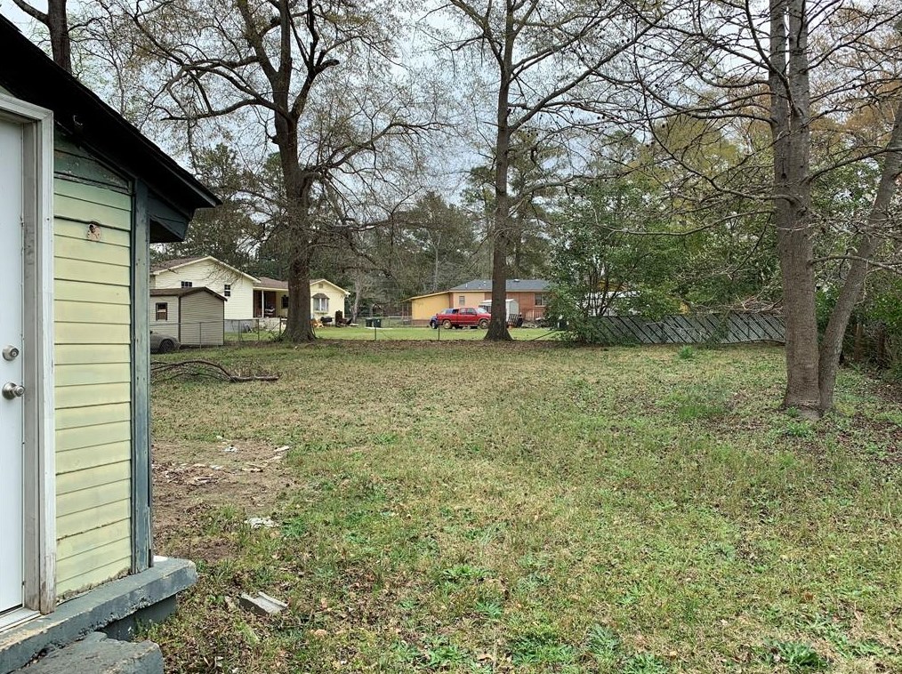 977 Morningside Dr, Macon, GA 31217