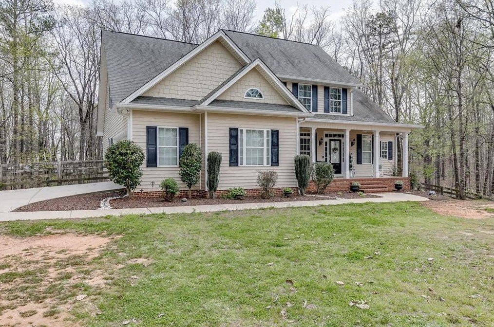 245 Elliots Ln, Dahlonega, GA 30533