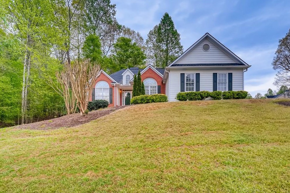 15 Yosemite Dr, Powder Springs, GA 30127-8606