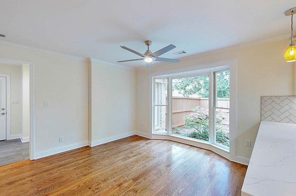 1060 Ragley Hall Rd, Atlanta GA  30319-2556 exterior