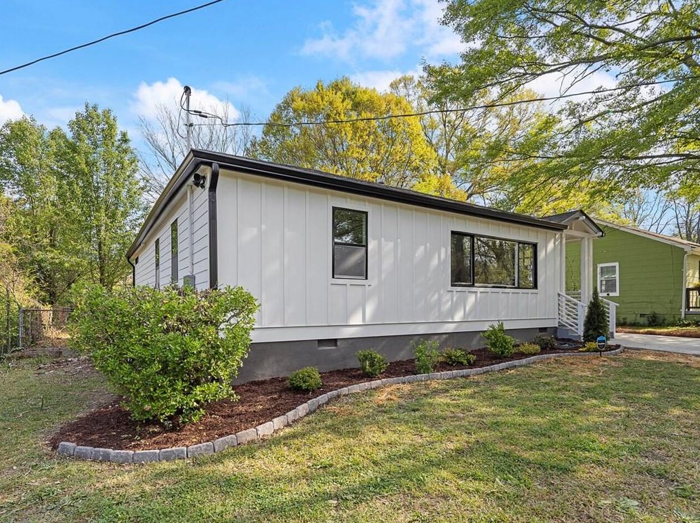 1883 Penelope Rd, Atlanta, GA 30314-1915