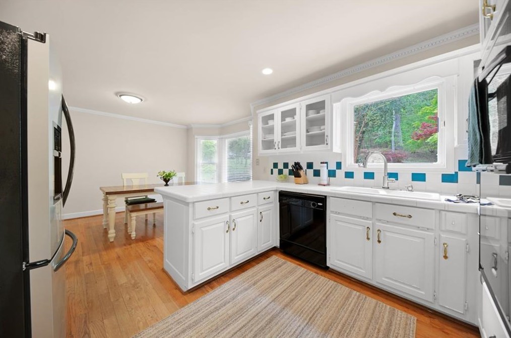 4728 Corn Creek Dr, Fairburn, GA 30213-2055