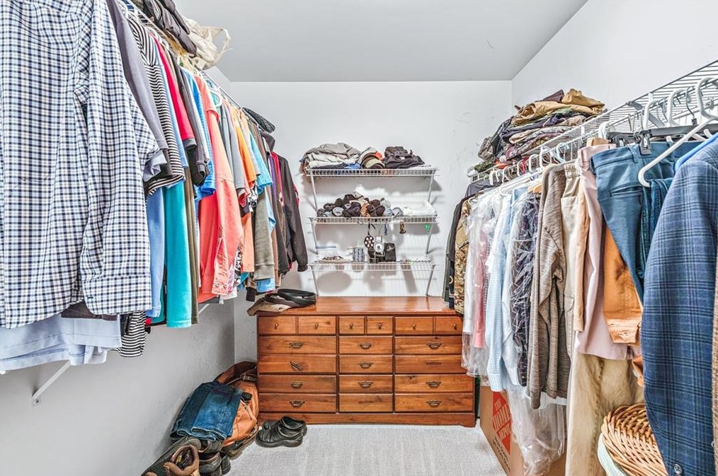 1664 Colebrook Cir, Decatur GA  30033-1425 exterior