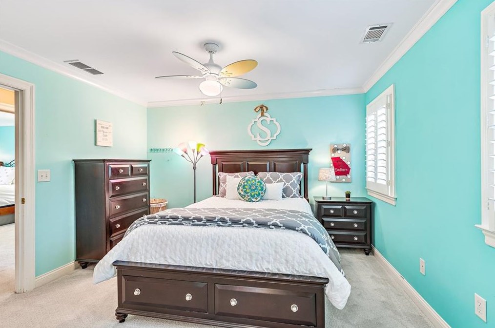 1664 Colebrook Cir, Decatur GA  30033-1425 exterior