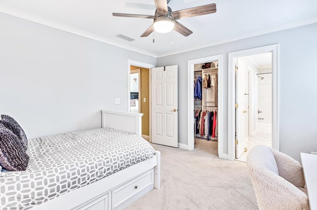 1664 Colebrook Cir, Decatur GA  30033-1425 exterior