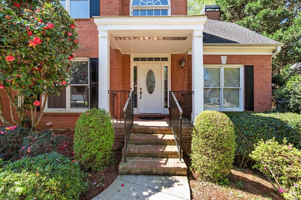 3060 Walnut Creek Dr, Alpharetta, GA 30005-7452