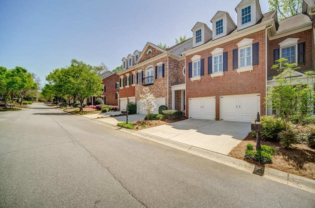 5405 Waters Edge Trl, Roswell, GA 30075-8241
