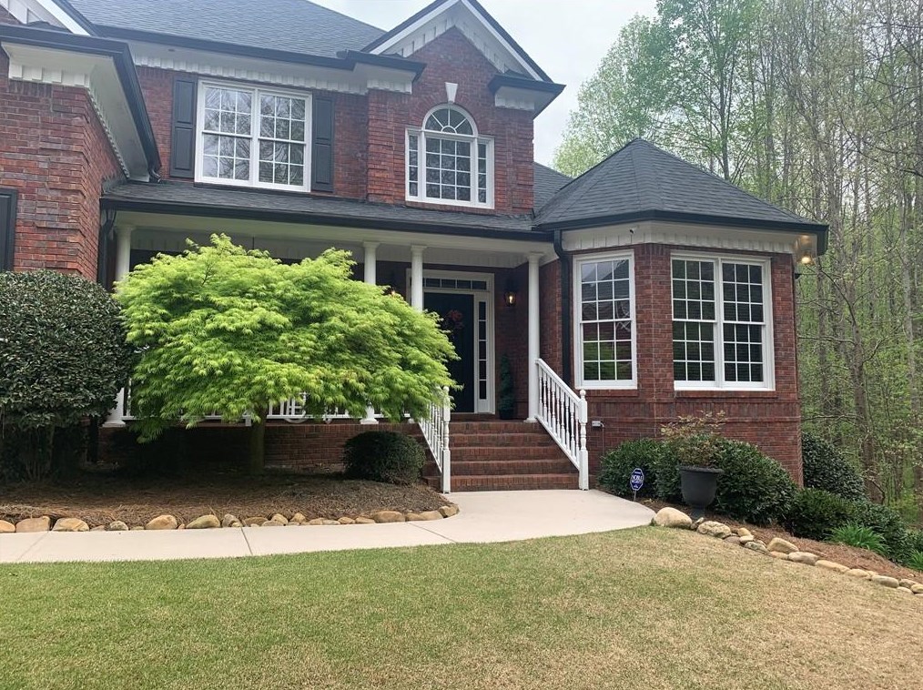 2044 Ewing Estates Dr, Dacula, GA 30019-2483
