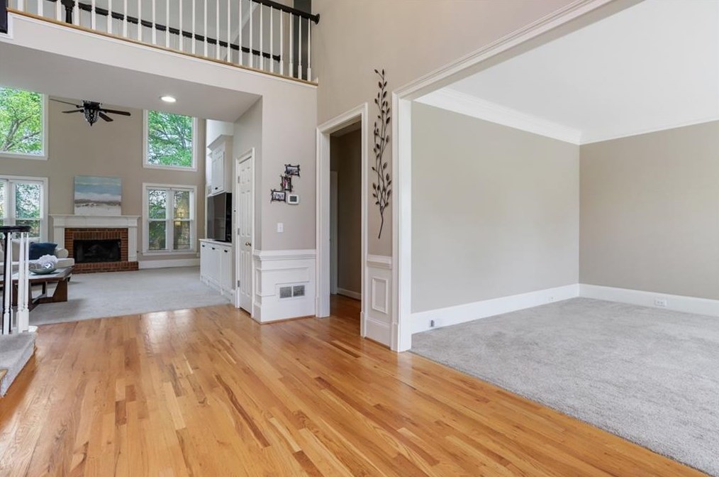 1050 Seale Dr, Alpharetta, GA 30022-3596
