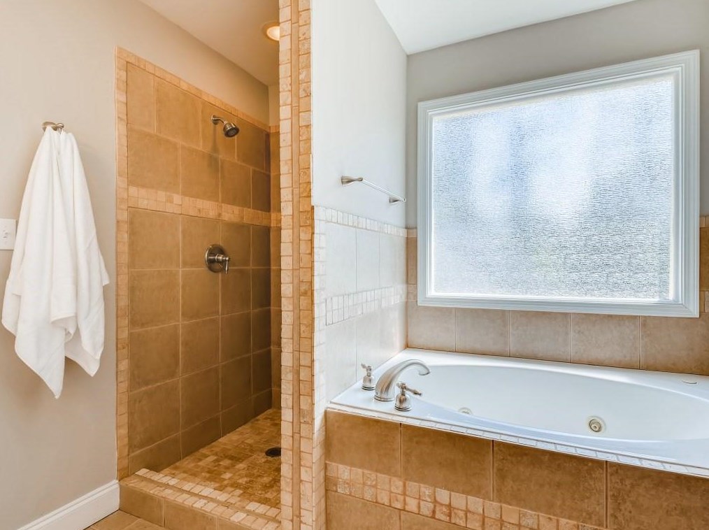 2679 Winburn Ter, Atlanta GA  30344-2731 exterior