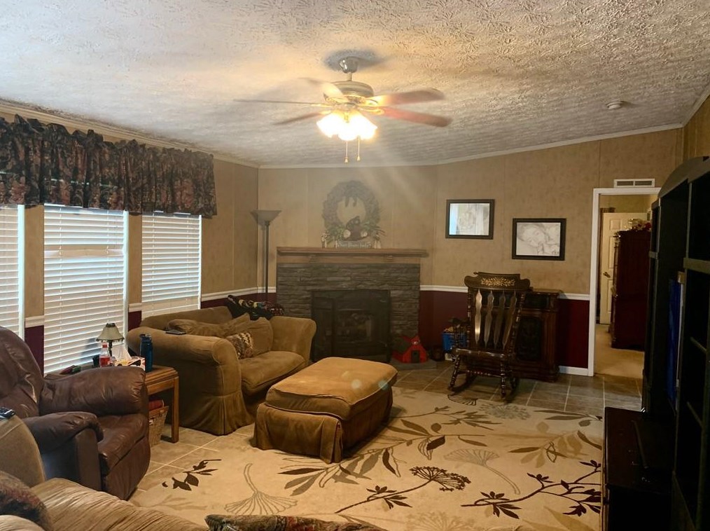 2368 Old Meansville Rd, Zebulon, GA 30295-3476