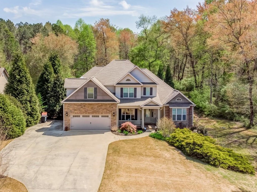 6570 Station Dr, Clermont, GA 30527-1557