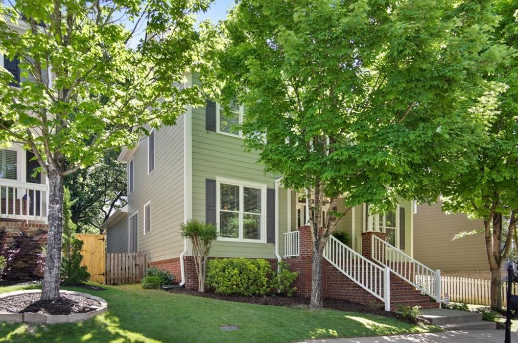 2155 Whittier Pl, Atlanta, GA 30318-1954