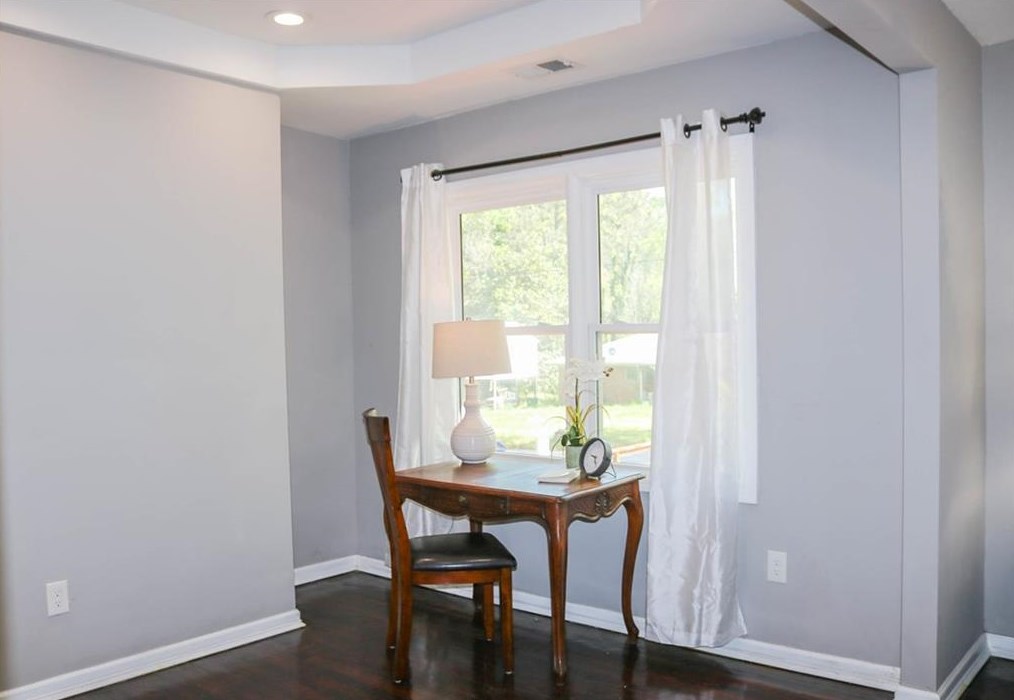 2219 Holly Hill Dr, Decatur GA  30032-5711 exterior