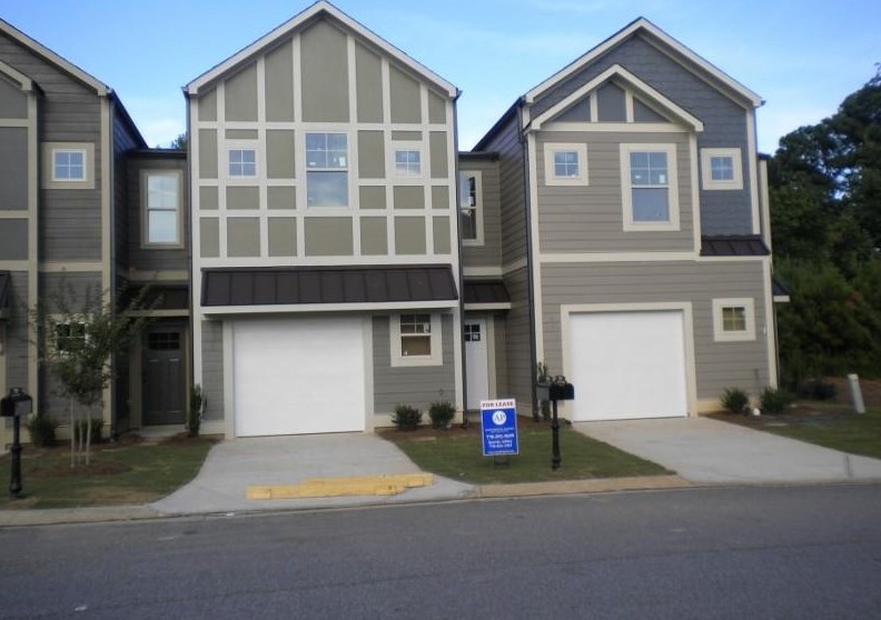 505 Ridge View Crossing, Holly Springs, GA 30188
