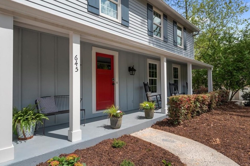 645 Oakstone Way, Roswell, GA 30075-3335