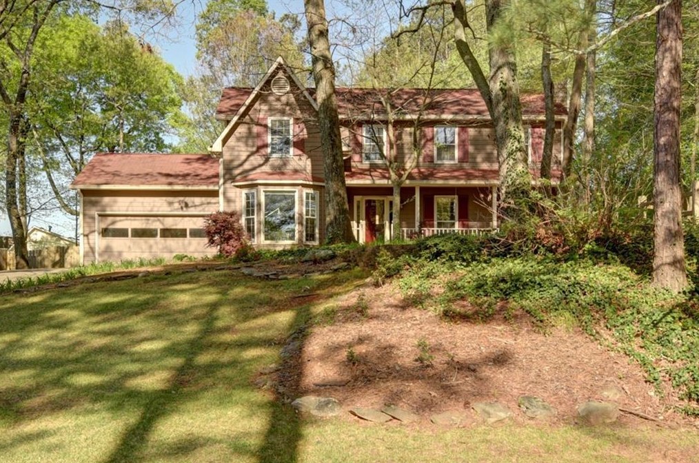 3765 Cooper Lake Dr, Smyrna, GA 30082-4002