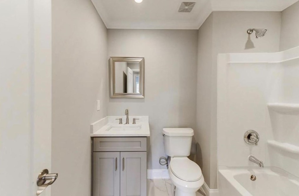 2287 Emerald Falls Dr, Decatur GA  30035-2610 exterior