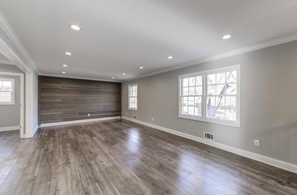 2287 Emerald Falls Dr, Decatur GA  30035-2610 exterior