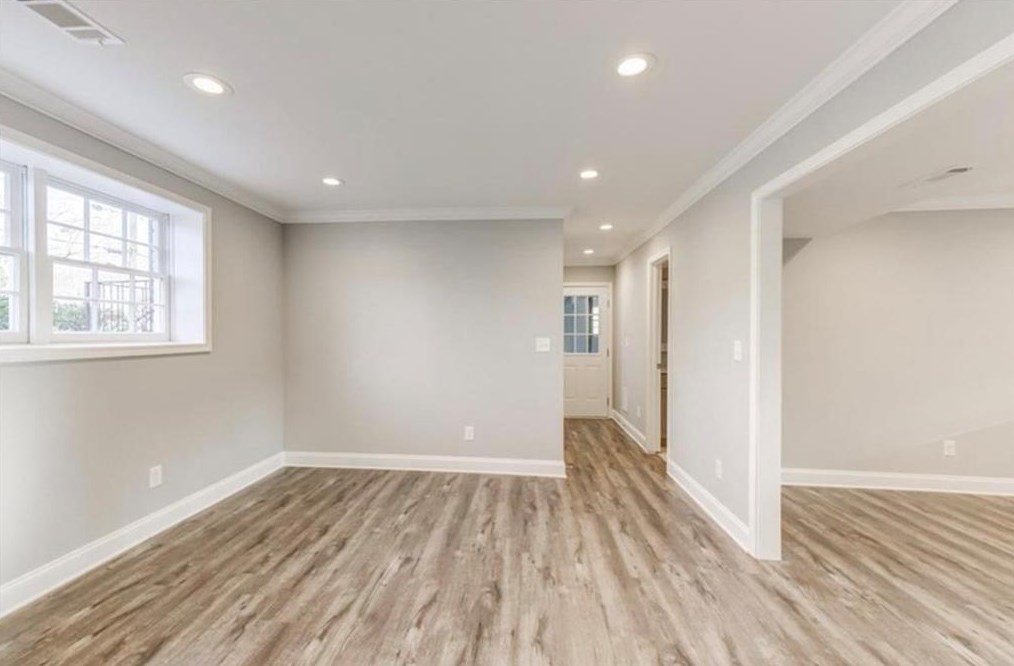 2287 Emerald Falls Dr, Decatur GA  30035-2610 exterior