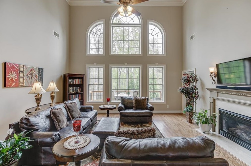 2123 Abbott Dr, Buford, GA 30519
