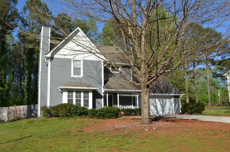 3237 Plymouth Rock Dr, Douglasville, GA 30135-6631