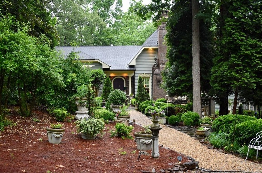 1149 Tranquility Ln, Hartwell, GA 30643