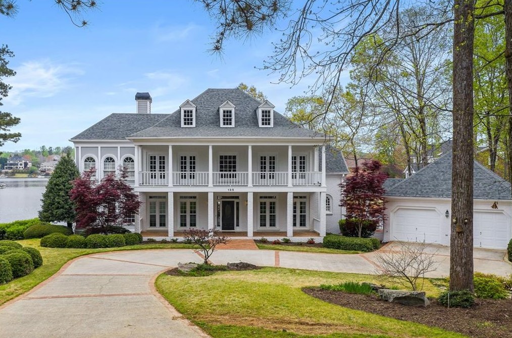 135 Staghound Ct, Alpharetta, GA 30005-4249