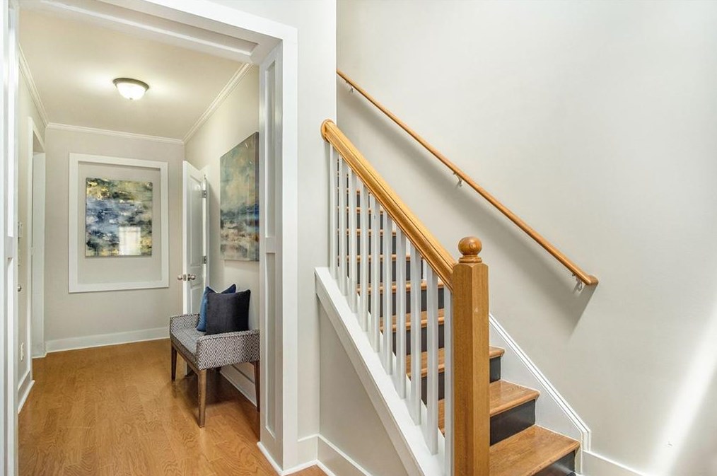 1069 Village Dr, Decatur GA  30032-2453 exterior