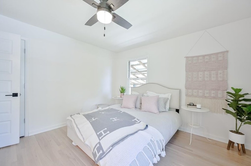 820 Timberland St, Smyrna GA  30080-3363 exterior