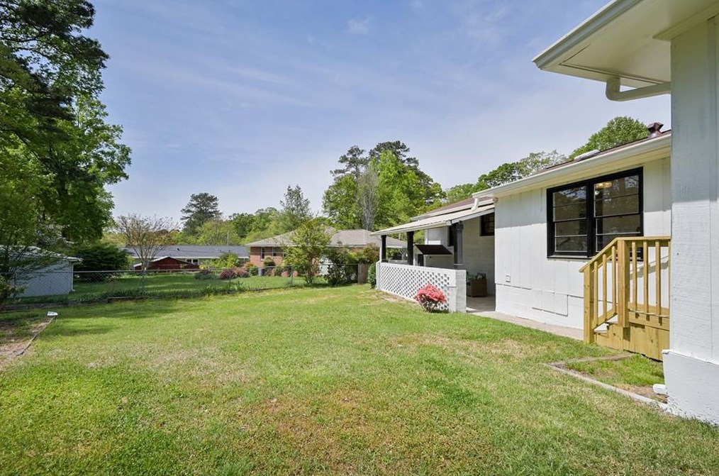 820 Timberland St, Smyrna GA  30080-3363 exterior