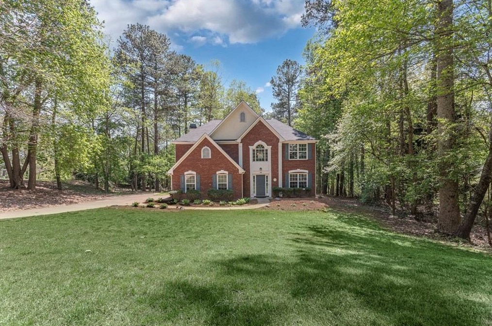 725 Sable Pointe Rd, Alpharetta, GA 30004-2780