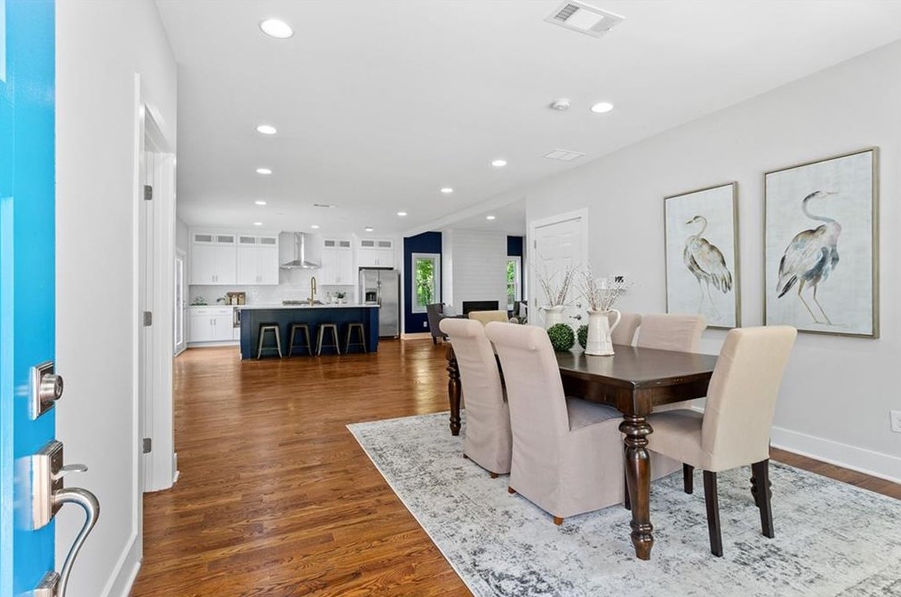 2460 Mellville Ave, Decatur GA  30032-4147 exterior