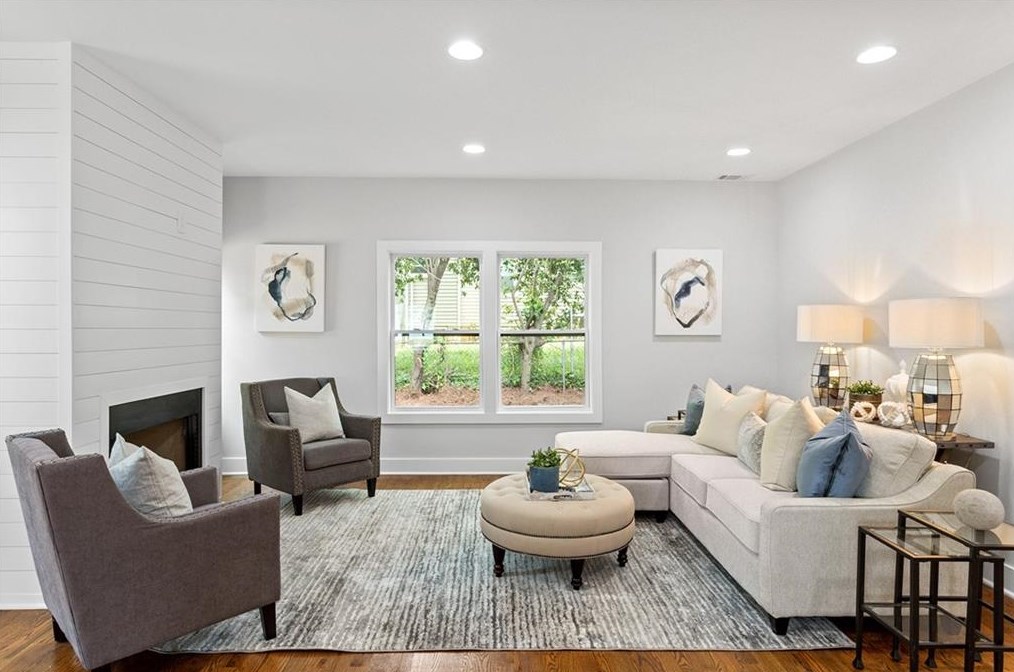 2460 Mellville Ave, Decatur GA  30032-4147 exterior