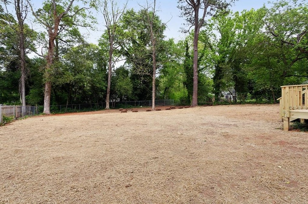 2460 Mellville Ave, Decatur GA  30032-4147 exterior