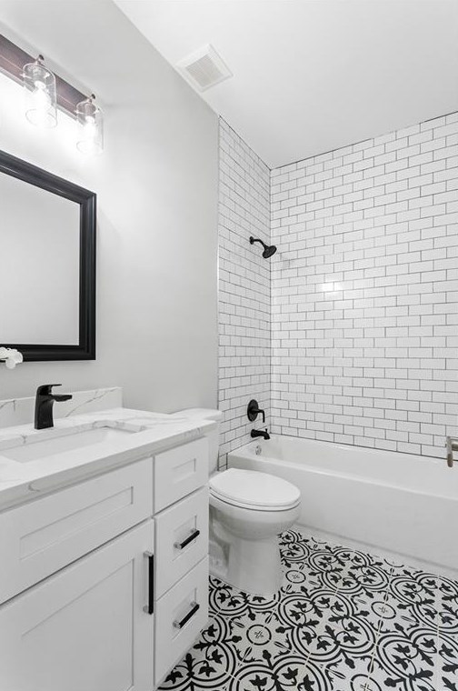 2460 Mellville Ave, Decatur GA  30032-4147 exterior