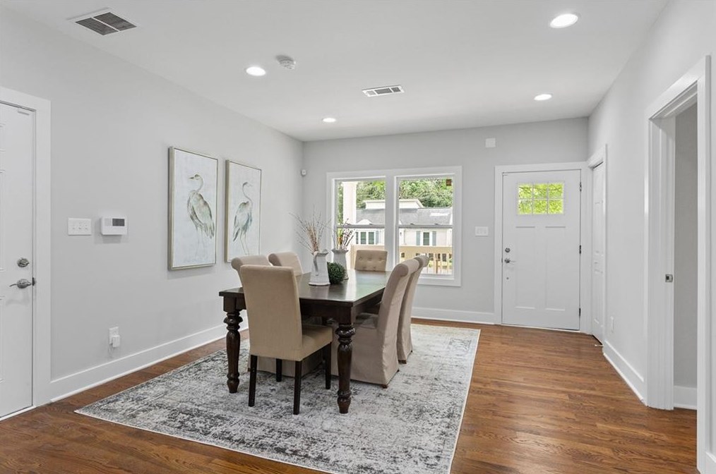 2460 Mellville Ave, Decatur GA  30032-4147 exterior