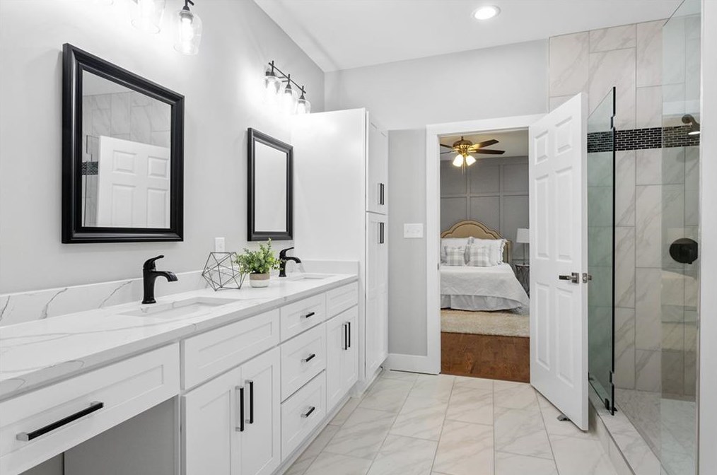 2460 Mellville Ave, Decatur GA  30032-4147 exterior