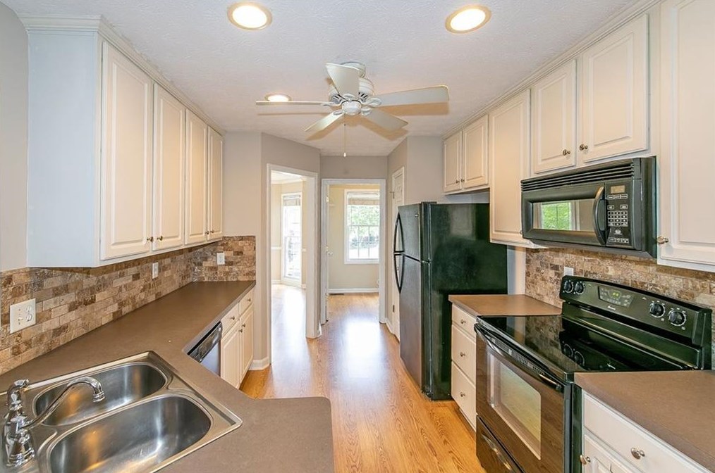 12 Derby Way, Euharlee, GA 30121-8022