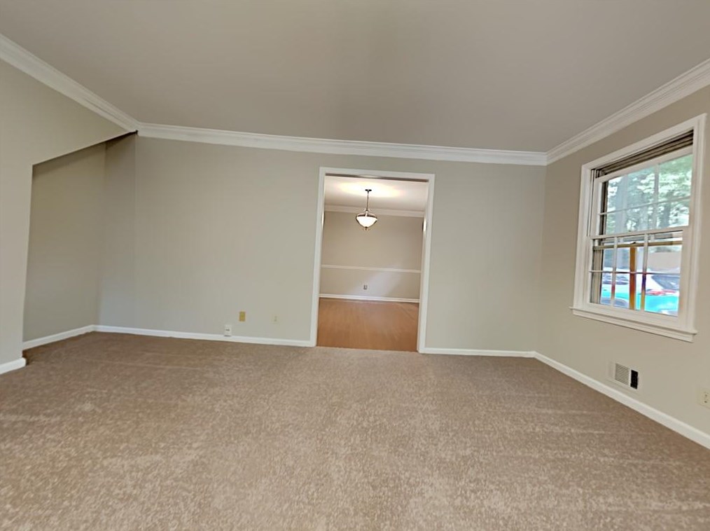 3750 Sturbridge Ct, Tucker, GA 30084