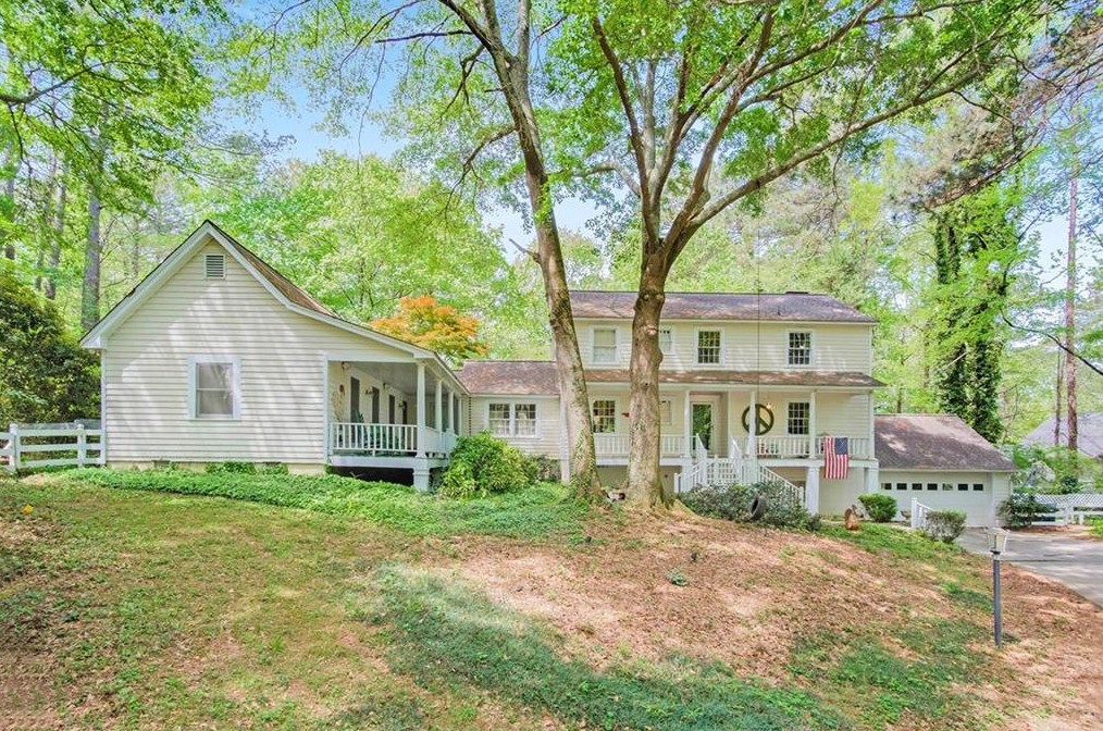 9890 Hightower Rd, Roswell, GA 30075-4105