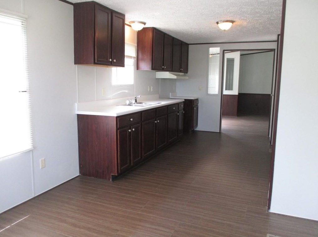 253 Levi Cir, Chatsworth, GA 30705-7760